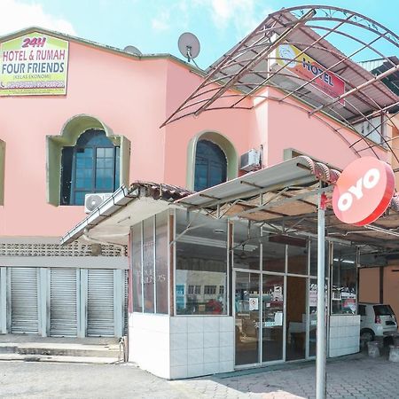 Oyo 90321 Hotel Bajet Sri Manal Tanah Merah  Exterior foto