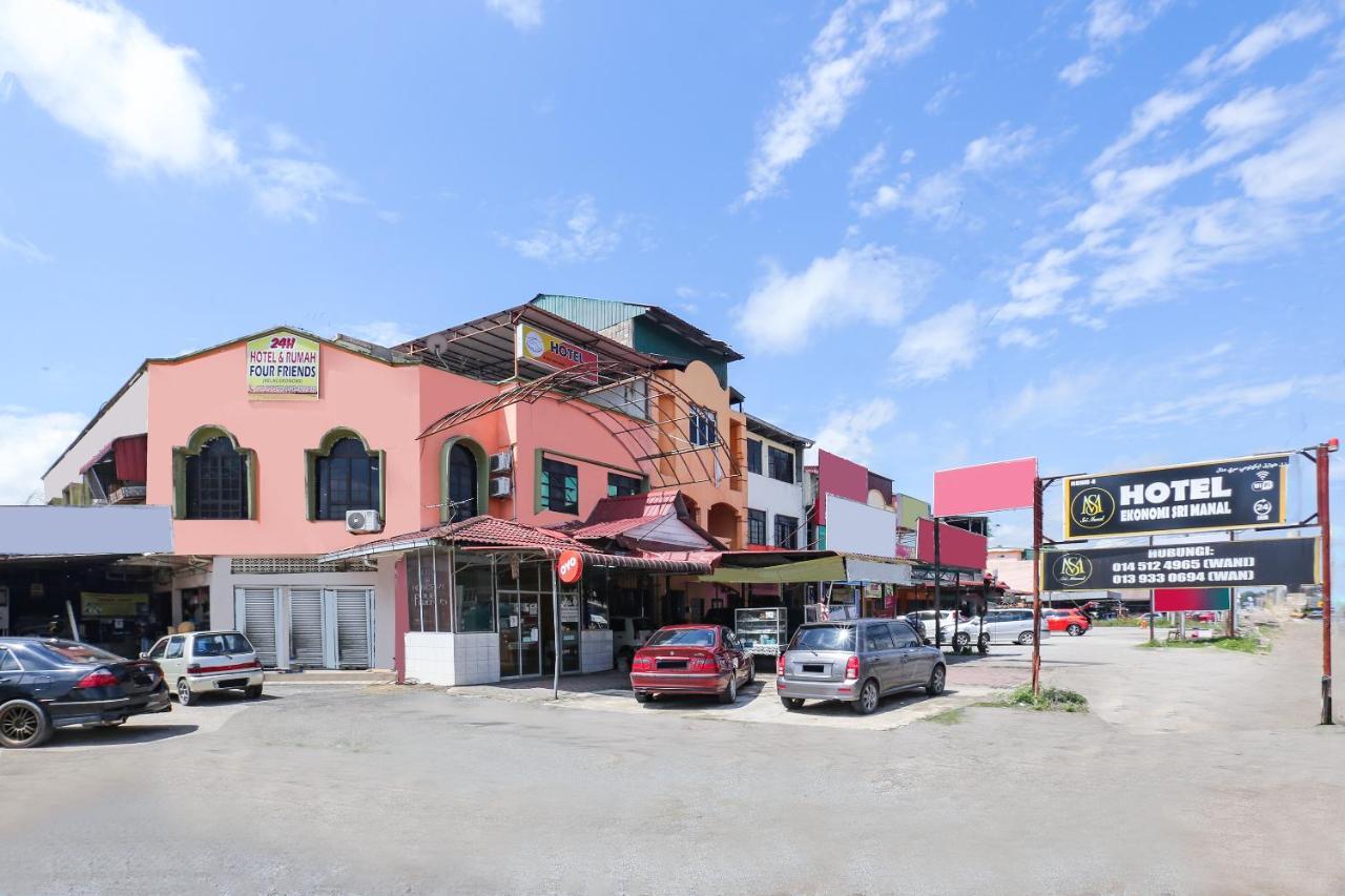 Oyo 90321 Hotel Bajet Sri Manal Tanah Merah  Exterior foto