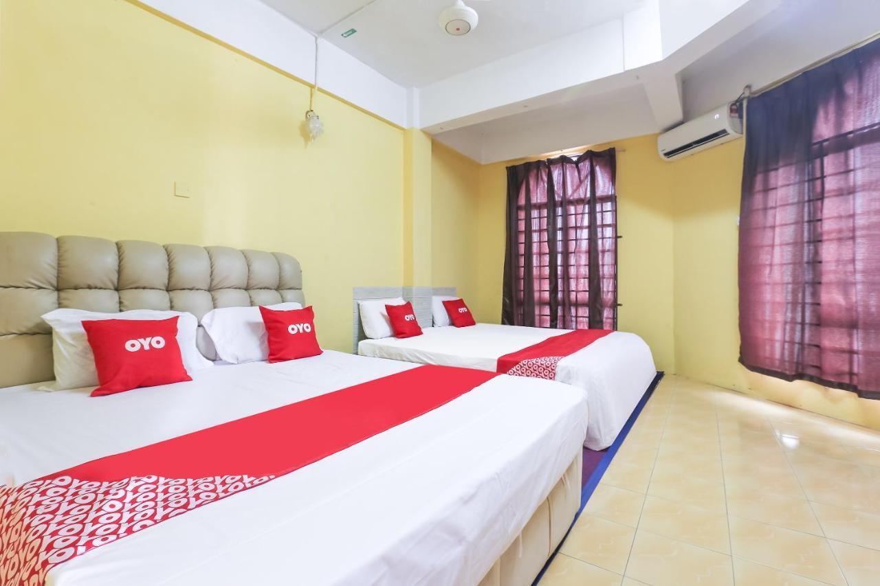Oyo 90321 Hotel Bajet Sri Manal Tanah Merah  Exterior foto